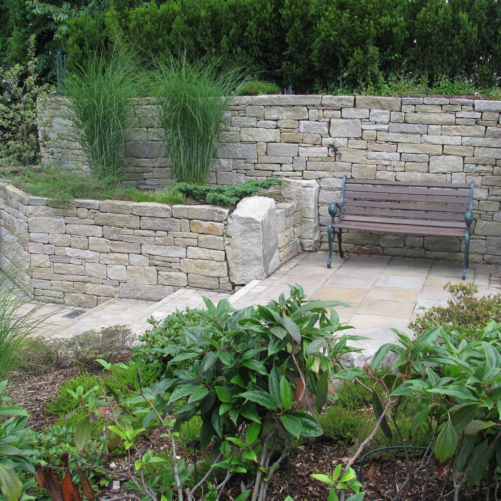 Mauersteine - Böschung - Trockenmauersteine 15 Mauer - Beispiel Mauer